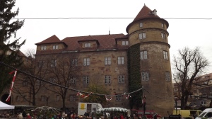  Altes Schloss mit Flohmarkt